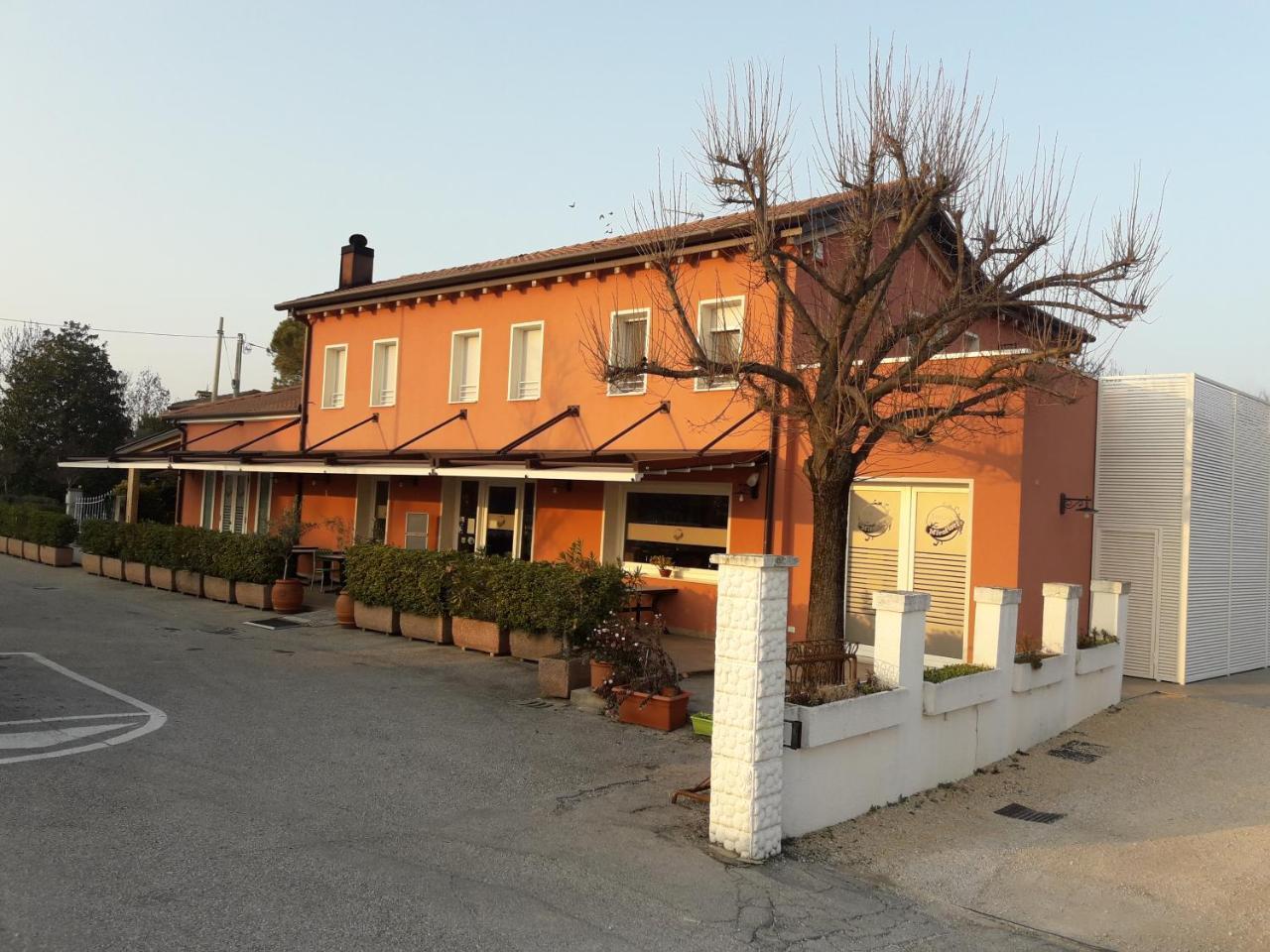 Locanda Mirafiori Hotel San Donà di Piave Exterior foto
